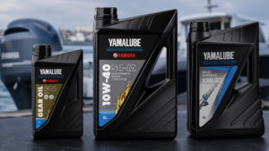 Aceite Yamalube para motor fueraborda entre otros productos náuticos Yamaha esenciales.
