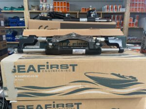 Kit para cambiar la dirección hidráulica de un barco con cilindro hidráulico SEAFIRST 